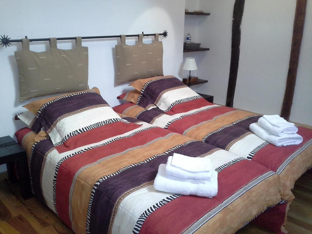 Maison D'Hotes Brameloup Jardin Ovale Coudures Zimmer foto